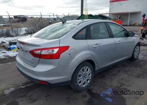 2012 Ford Focus Se z USA, uszkodzony, nr VIN 1FAHP3F26CL106812